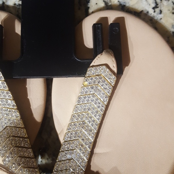 Sandals - Picture 3 of 4